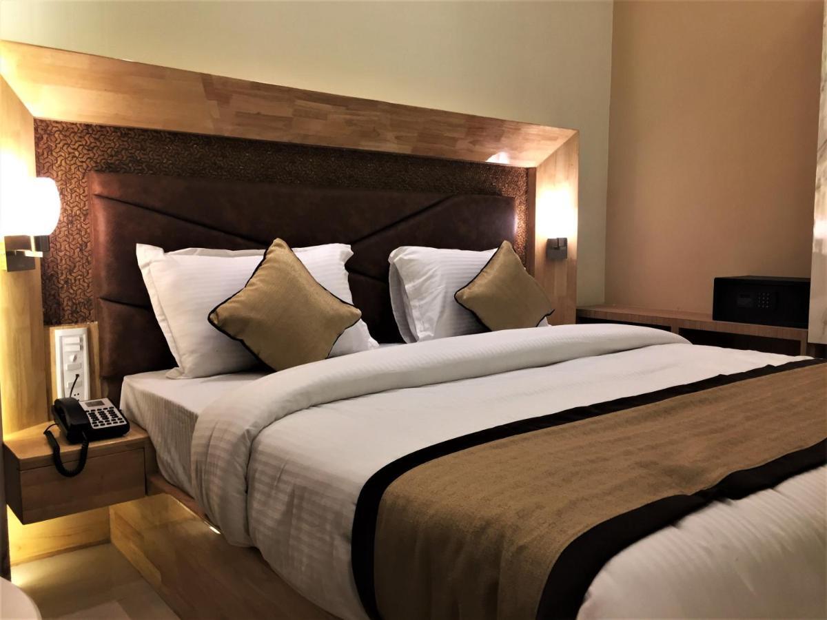 Hotel Bharat 科塔 外观 照片