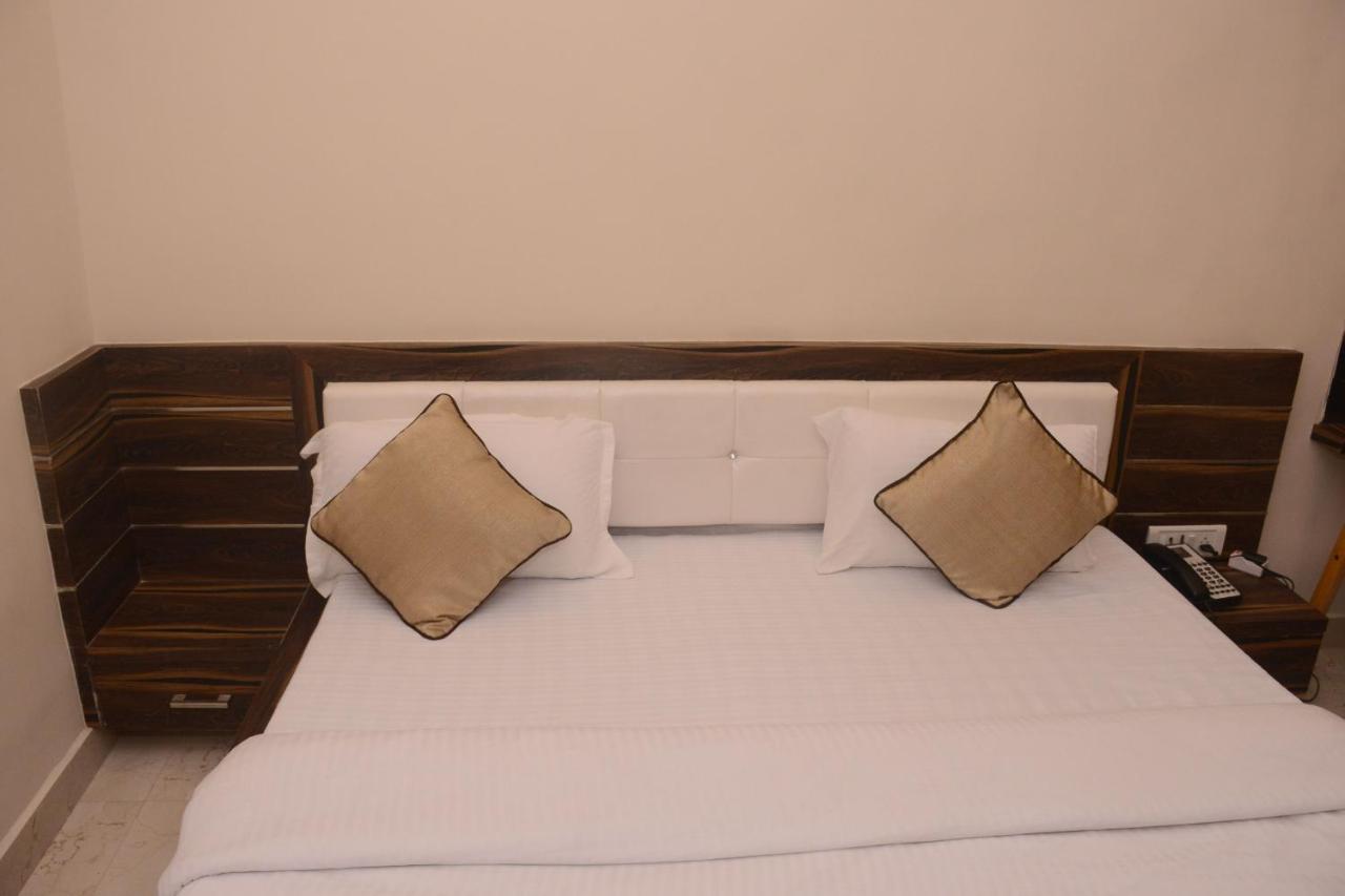 Hotel Bharat 科塔 外观 照片