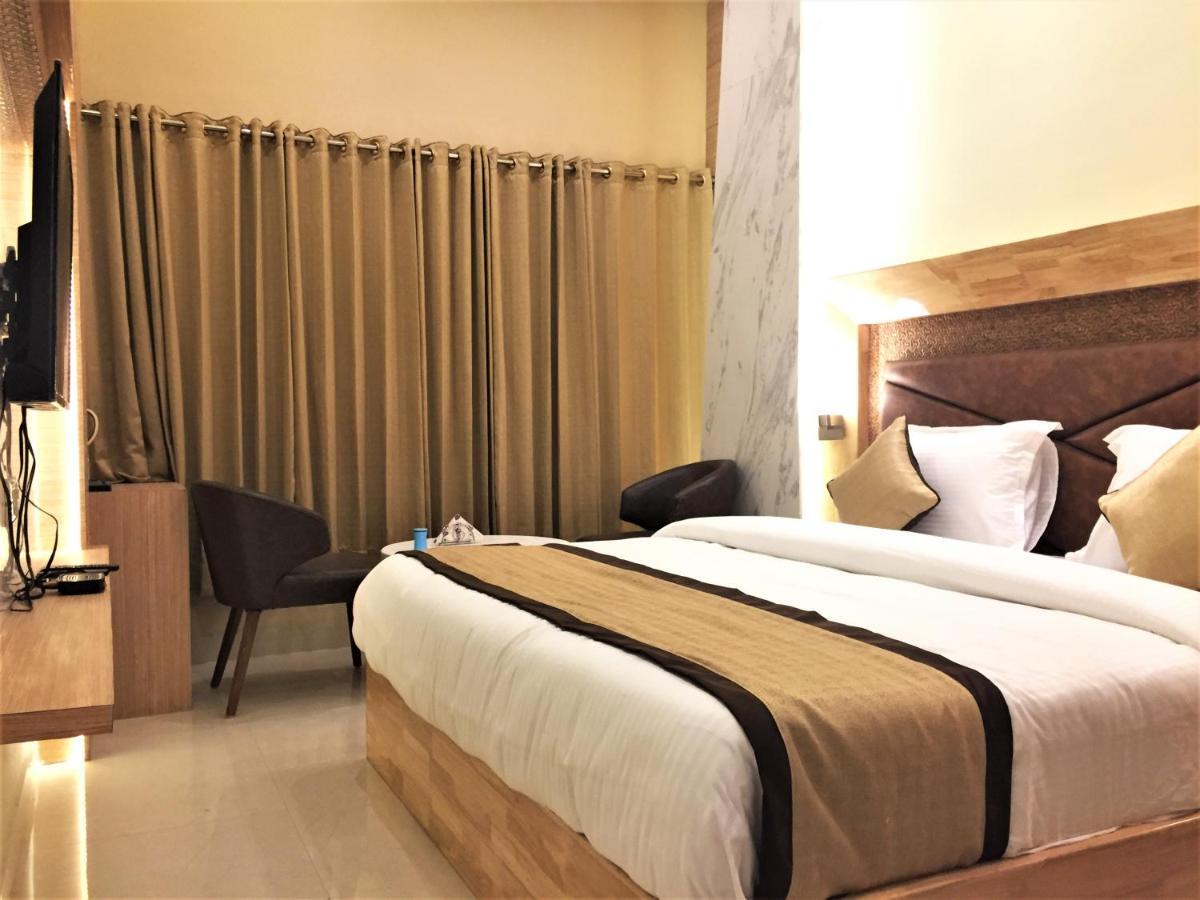 Hotel Bharat 科塔 外观 照片